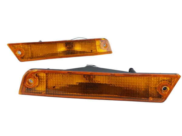 TOYOTA Land Cruiser FJ62 1988--89 Bumper Lamps | 81620-90A02 | 81610-90A02 |  | A8140 | Amber Lens