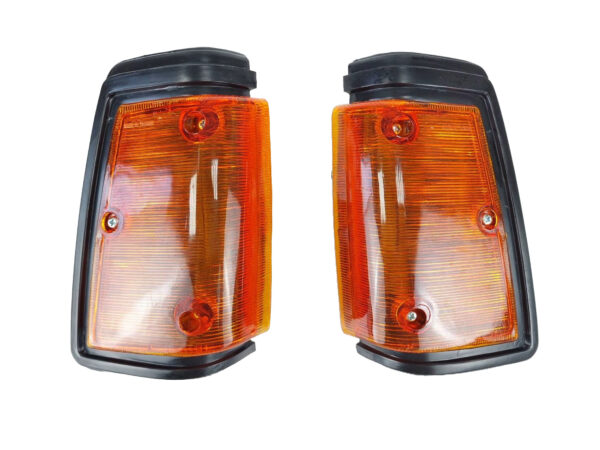 A8143 NISSAN 720 Pickup 1980--82 Corner & Parking Lamps | 26160-01W00 | 26165-01W00 |  | A8143 | Amber Lens