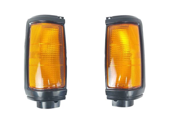 MITSUBISHI Mighty Max 1987--96 Corner Lamp | MB527081 | MB527082 |  | A8178 | Amber