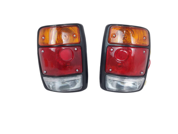 NISSAN Sunny 120 1980--85 Tail Lights | 26550-G1260 | 26555-G1260 |  | B2048 |