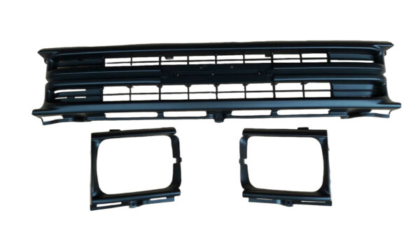 Z1012 TOYOTA Hilux / Pickup 1989--95 Grille | 53111-89133 | 53132-89116 | 53131-89117 |  | Z1012 | Black