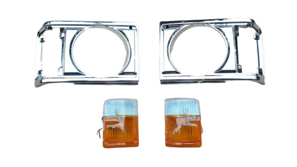 Z1024 TOYOTA Land Cruiser 1997--99 Light Case | 53131-90A01 | 53132-90A01 | 81520-69165 | 81510-69165 |  | Z1024 | Chrome