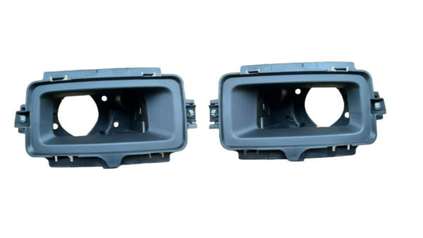Z1037 CHEVROLET Silverado 1500 2014--15 Fog Lamp Cover | 22944876 | 22944875 | 22944877 | 22944878 |  | Z1037 | Black