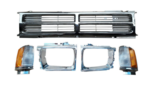 Z1039 TOYOTA Hilux / Pickup 1984--87 Grille | 53111-89128 | 53132-89112 | 53131-89113 | 81620-89158 | 81610-89158 |  | Z1039 | Chrome Plating